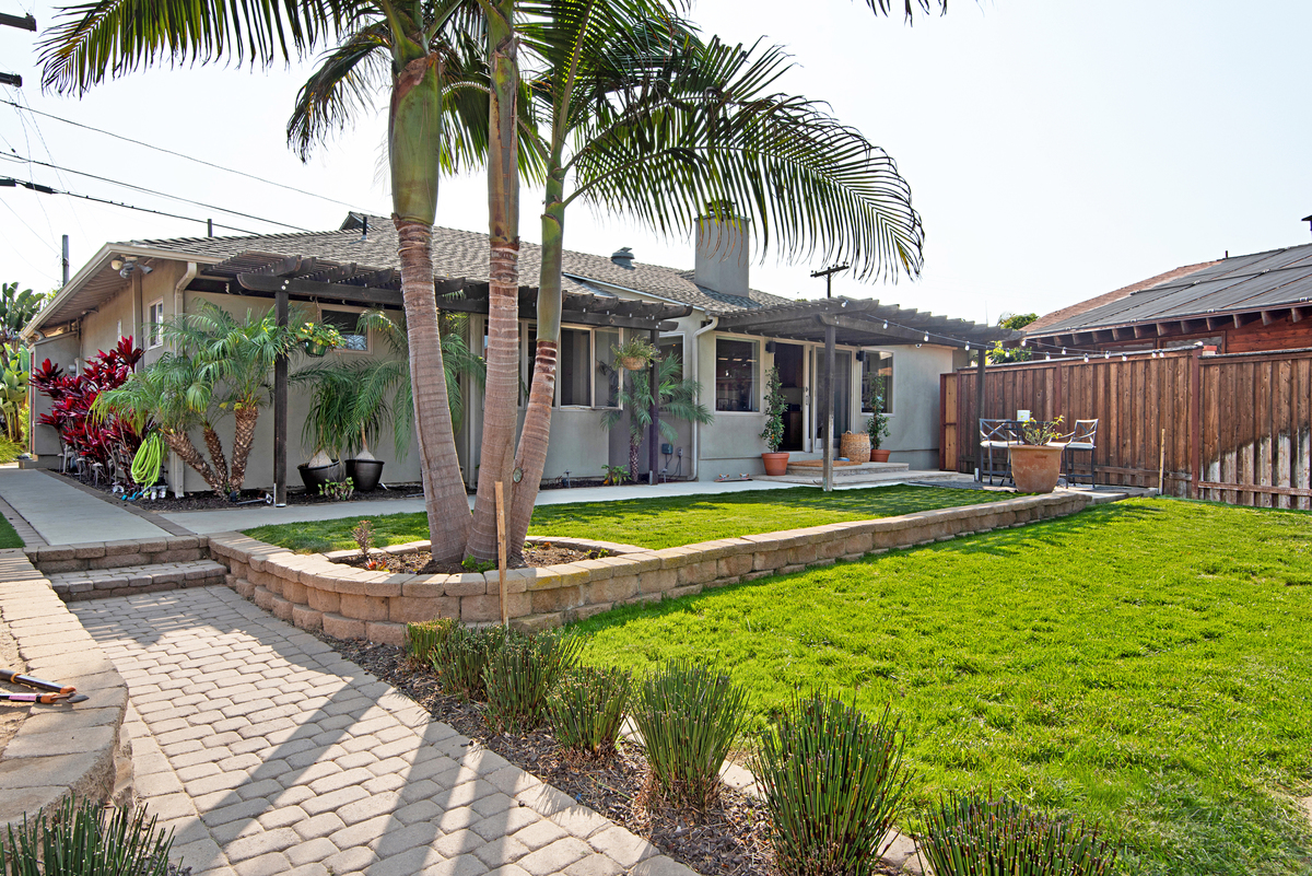 myersweb2.jpg (45746 bytes)