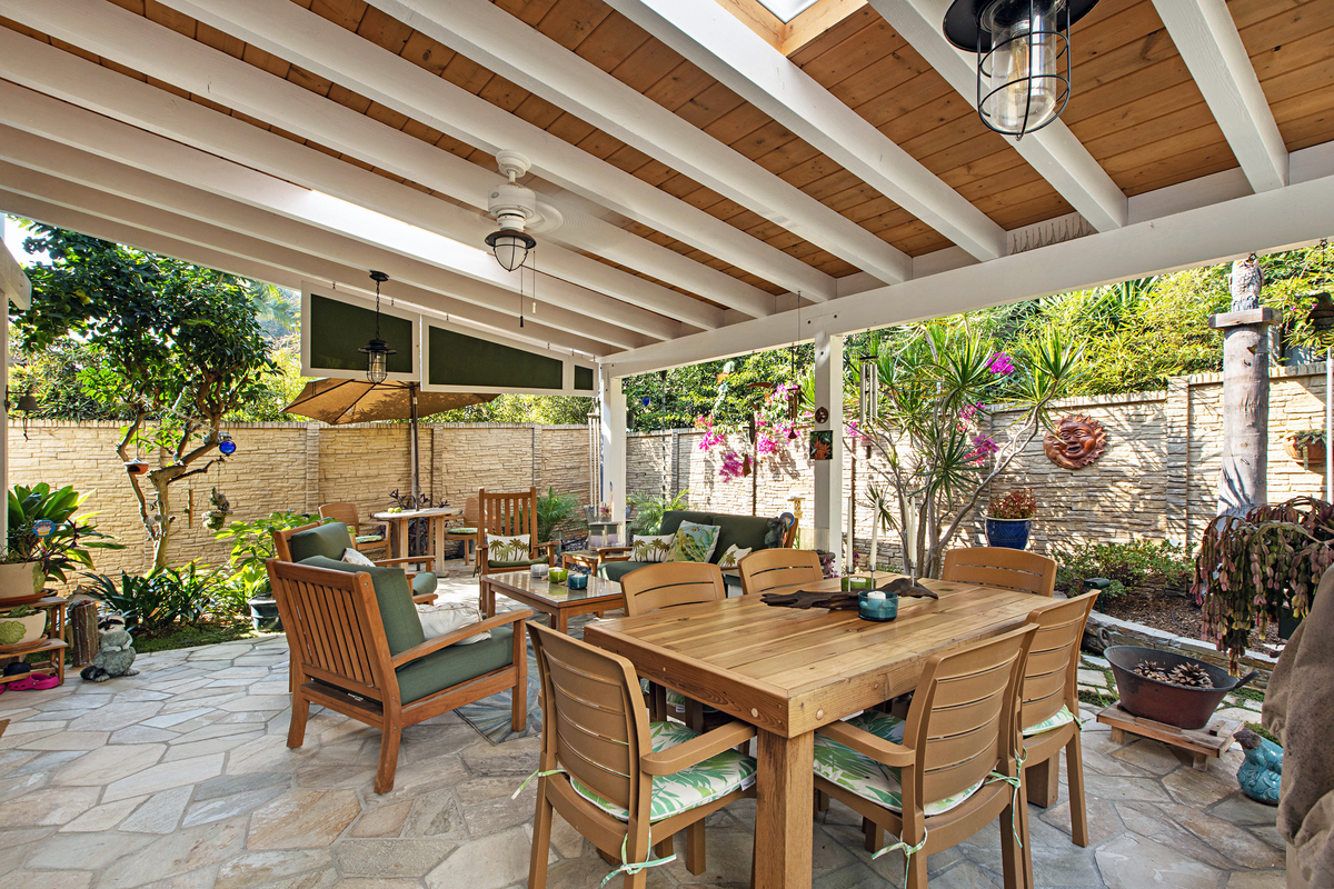 peetoomweb22.jpg (45746 bytes)